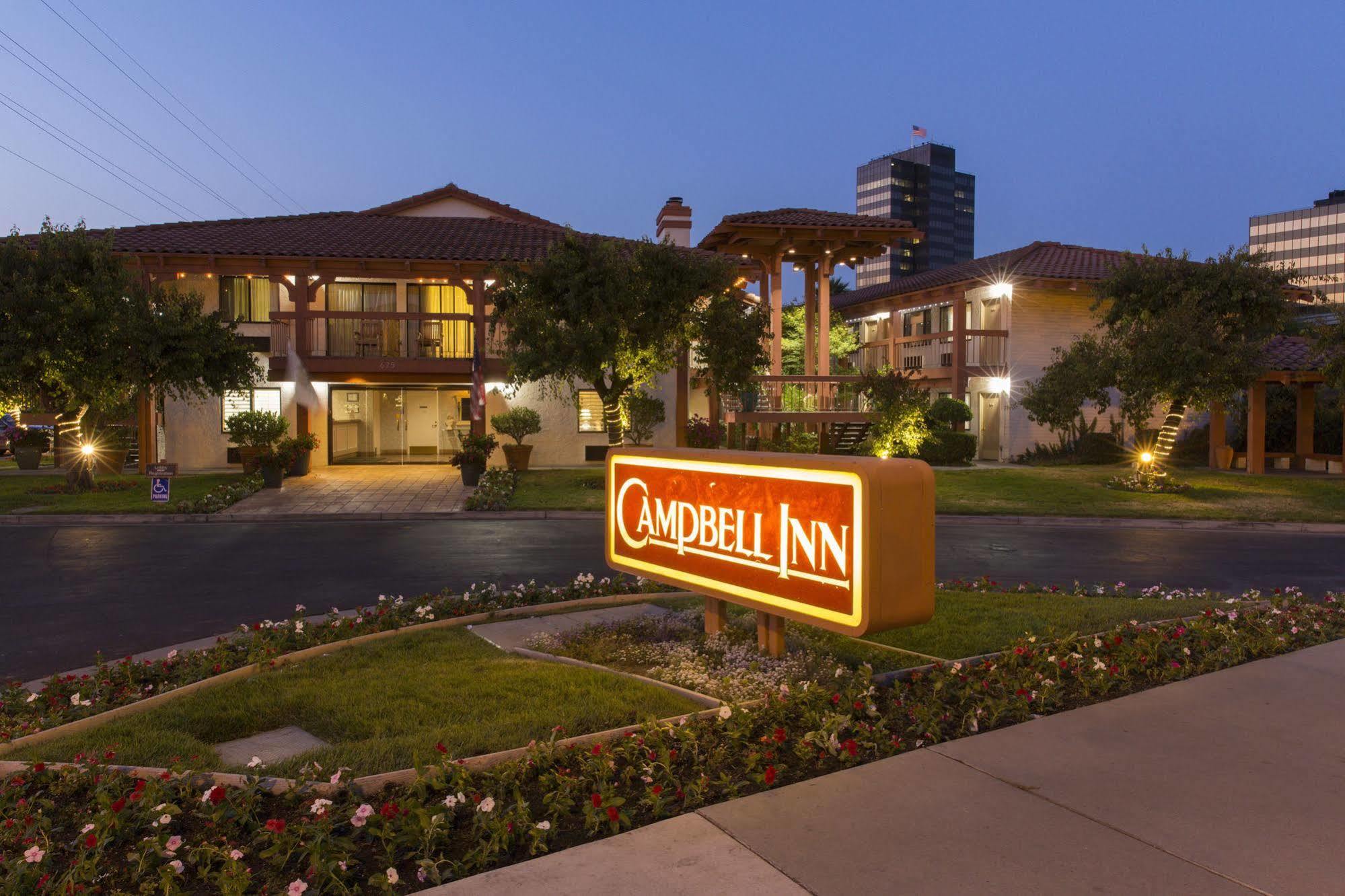 Campbell Inn Hotel Екстер'єр фото